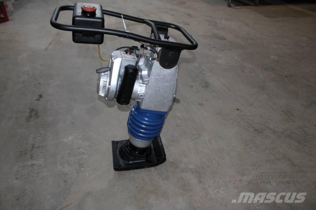 Bomag BT 68 Plate compactors