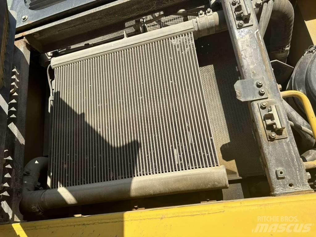 Komatsu PC 500-10 Crawler excavators