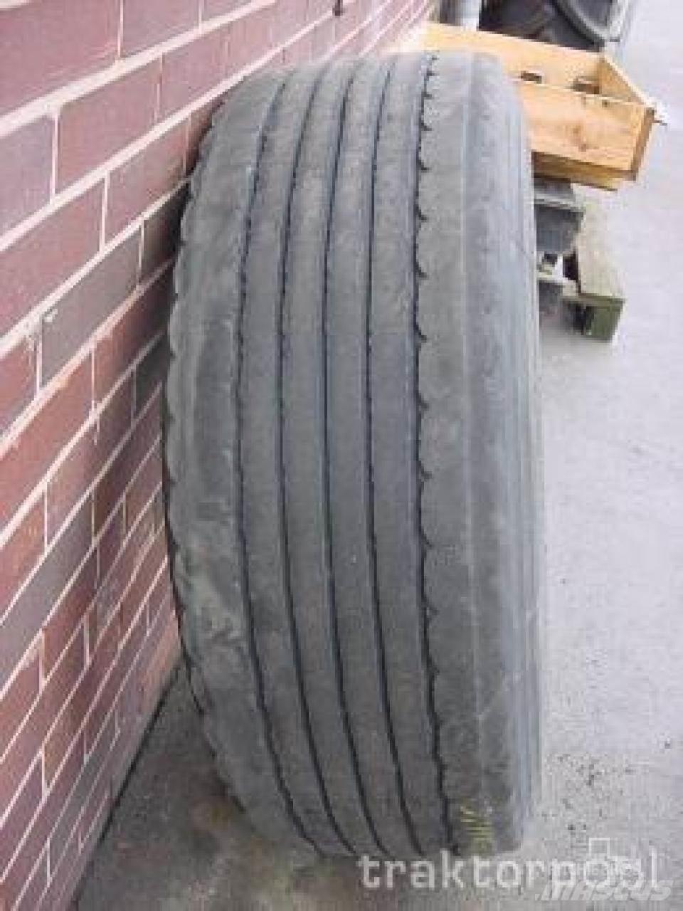  385/65 R 22,5 Tyres, wheels and rims
