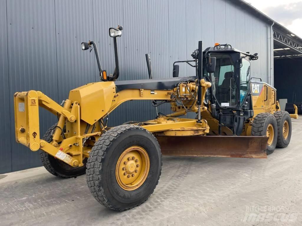 CAT 140M Graders