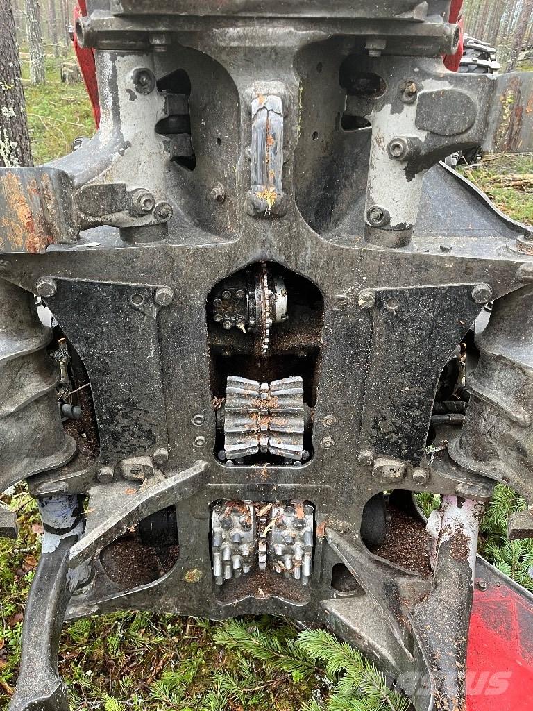 Komatsu 931 Harvesters