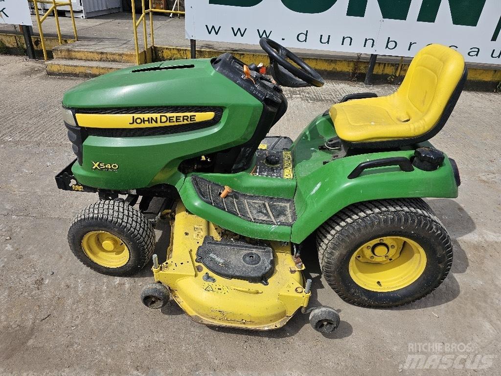 John Deere X 540 Compact tractors