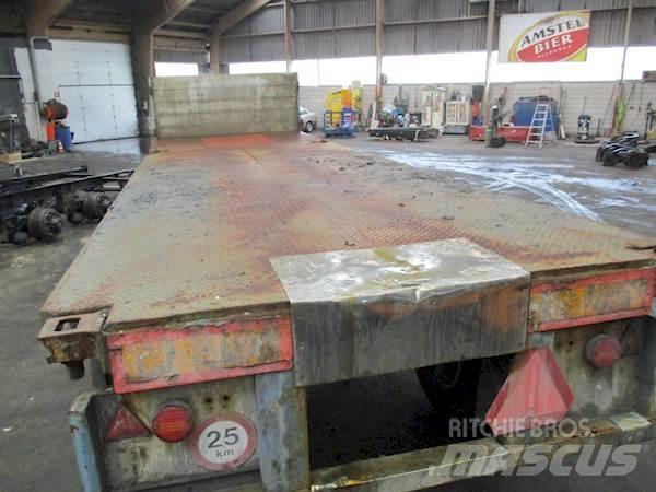  RAAF R016 Containerframe semi-trailers