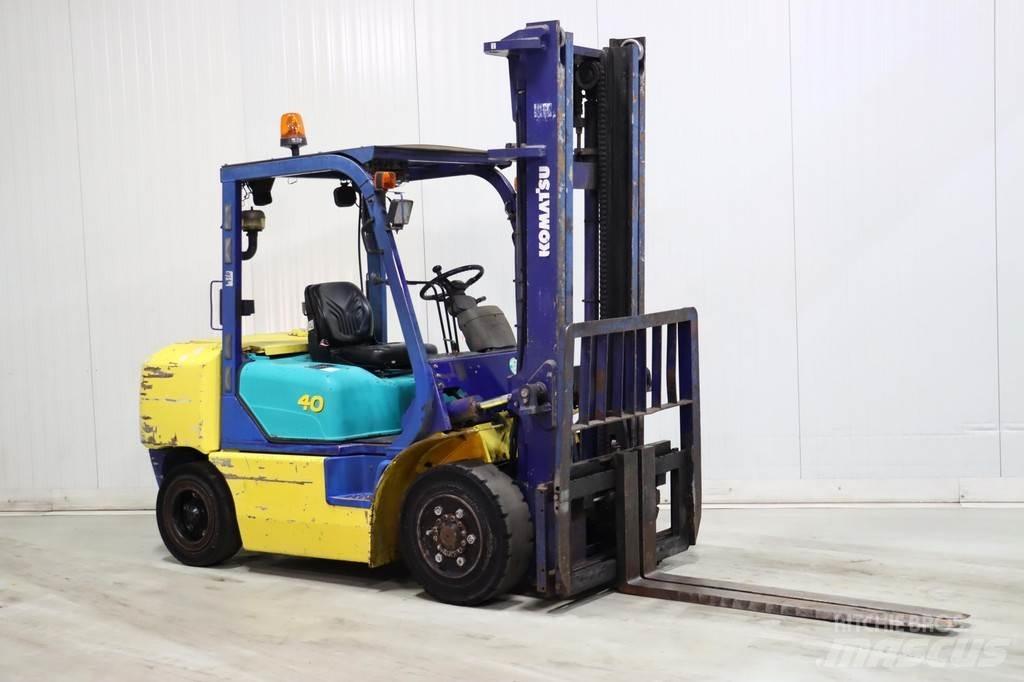 Komatsu FD40ZT-7 Diesel trucks
