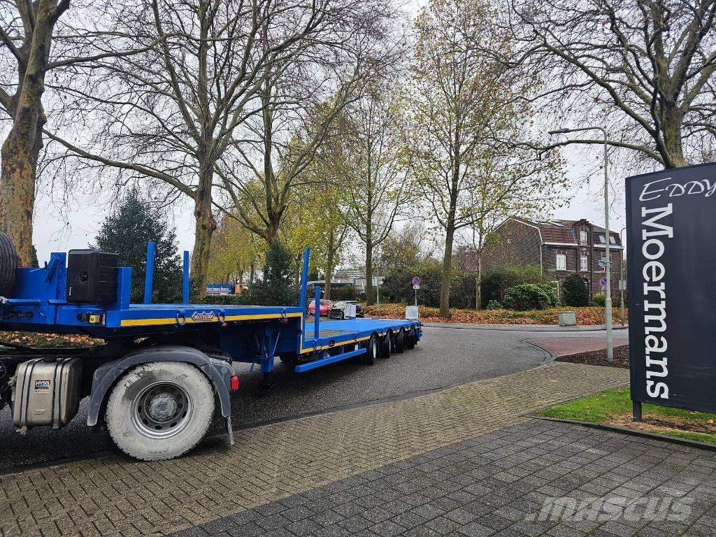 Nooteboom MCO-58-04V Low loader-semi-trailers