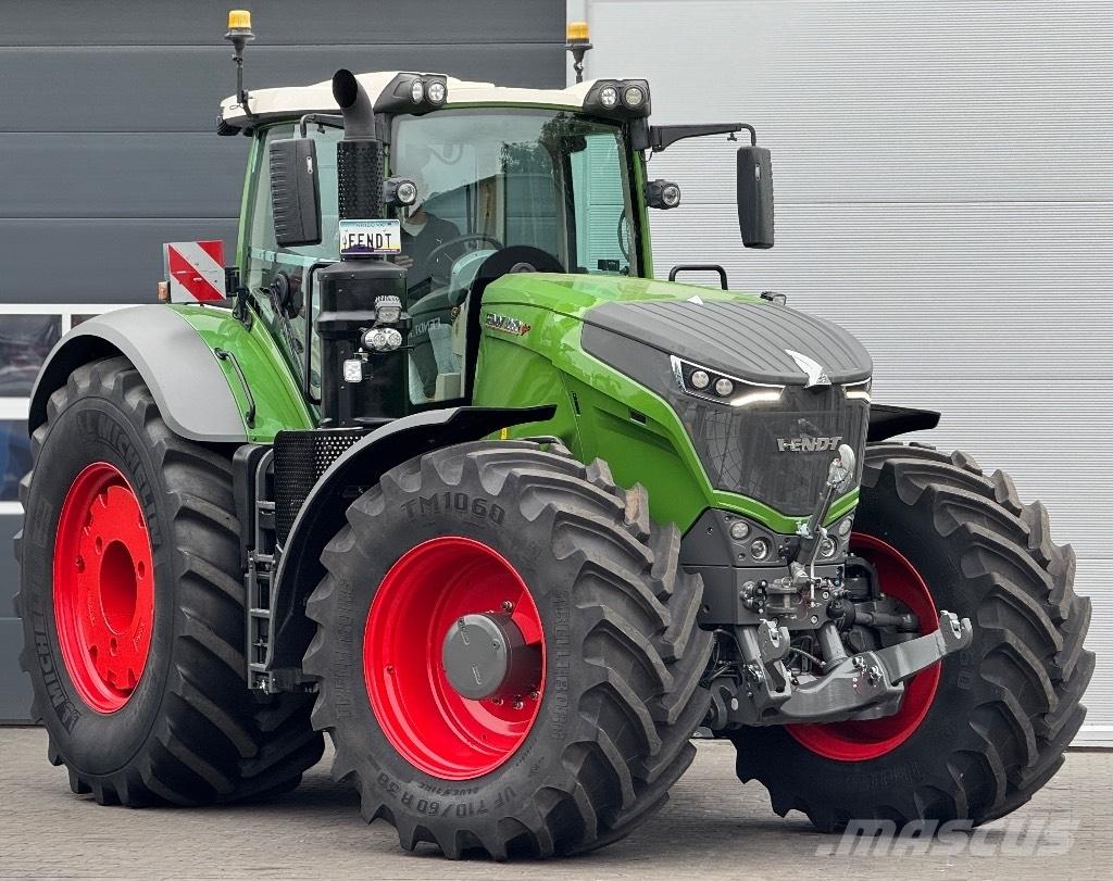 Fendt 1050 Tractors