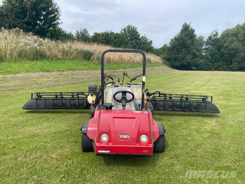 Toro MultiPro 1250 Turf spraying equipment