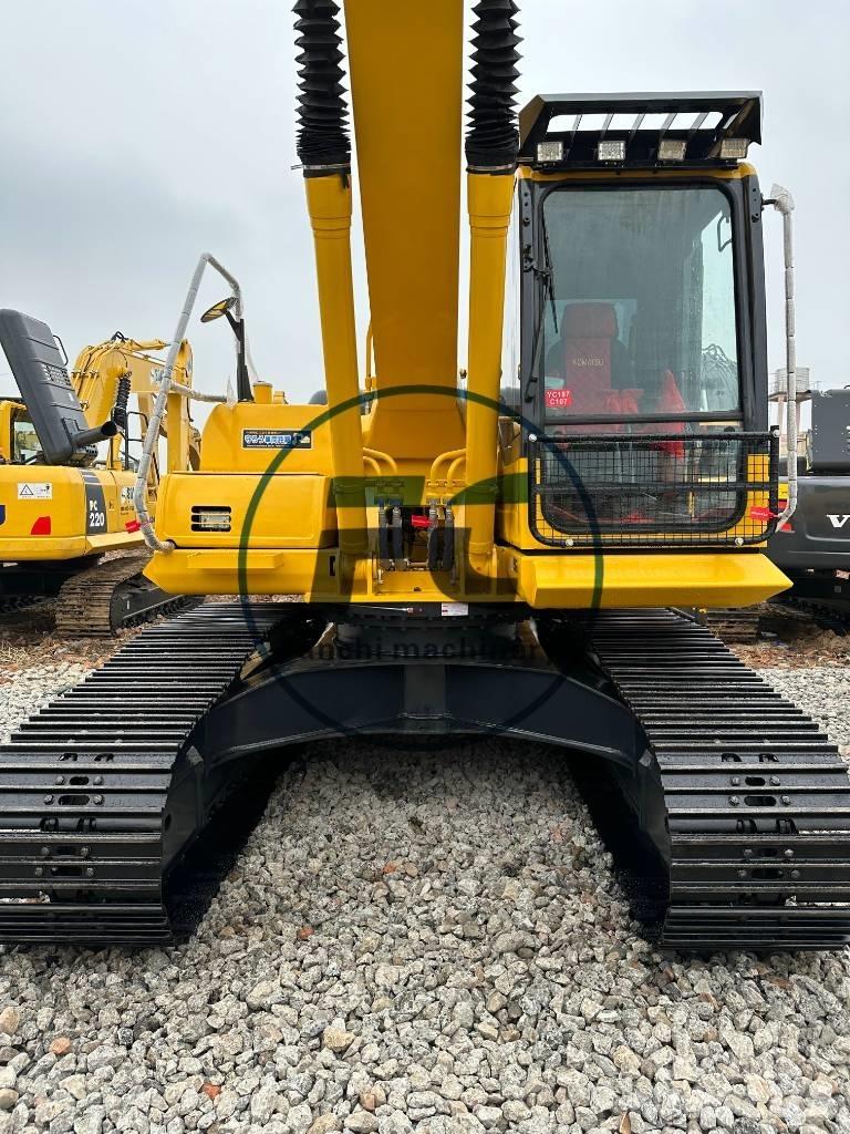 Komatsu PC 200-8 Crawler excavators
