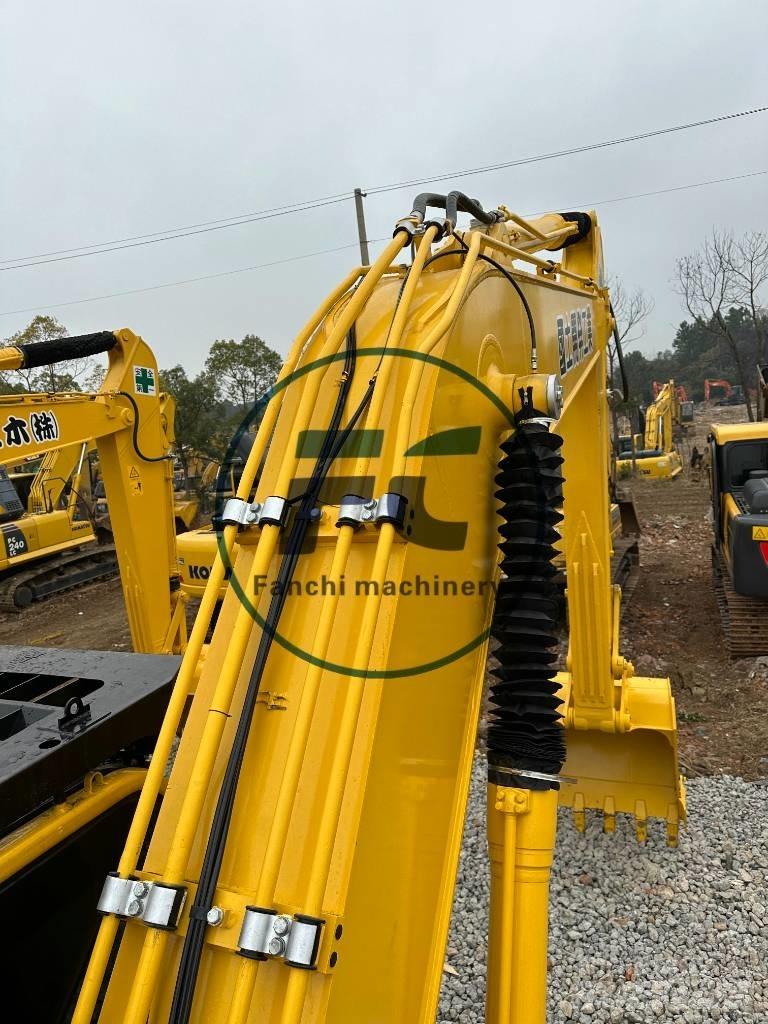 Komatsu PC 200-8 Crawler excavators