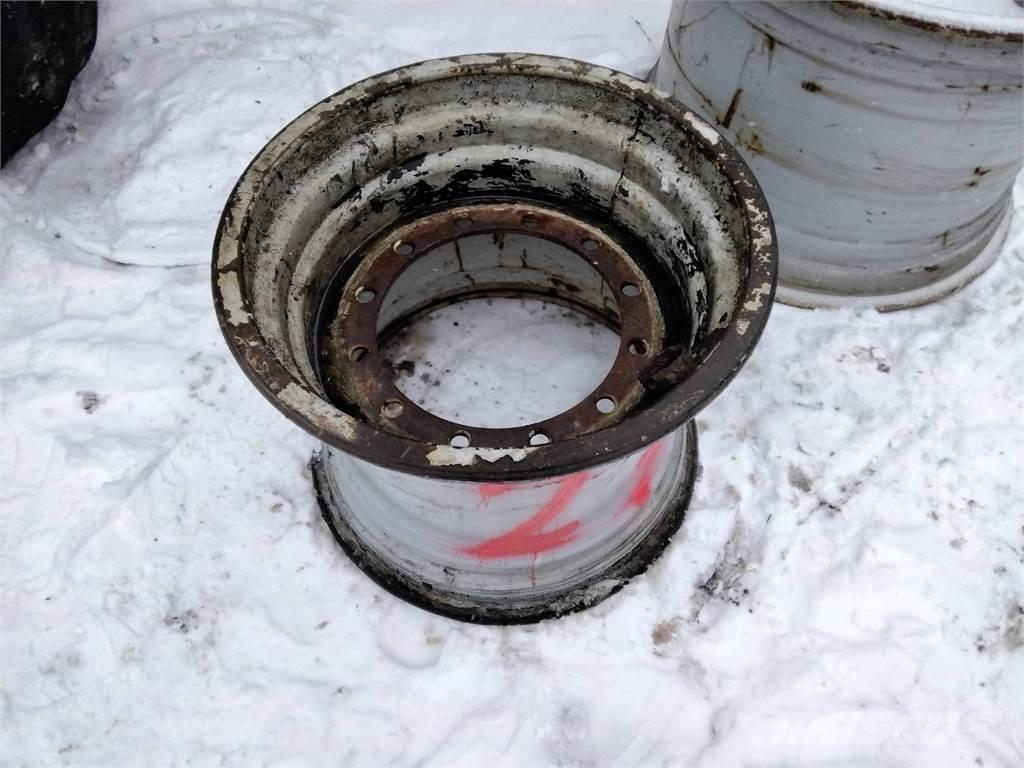 Valmet 862 20x26 Tyres, wheels and rims