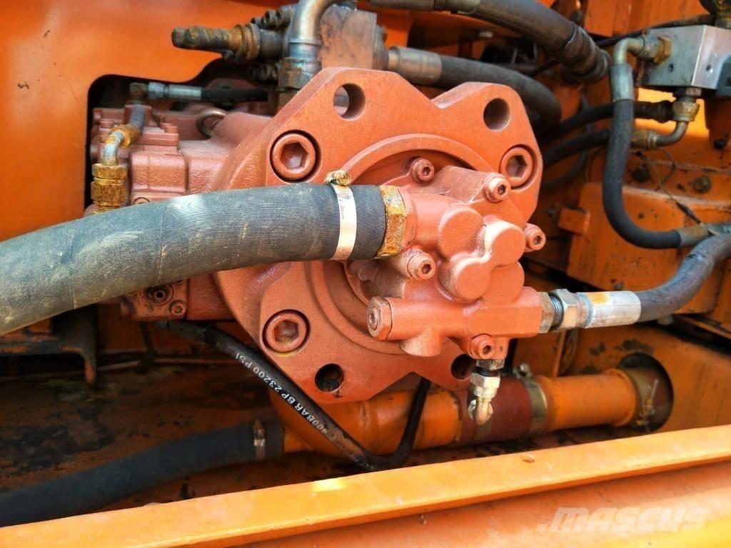Doosan DX 225 LC Crawler excavators