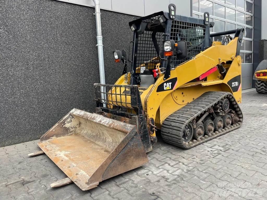 CAT 257B Skid steer loaders