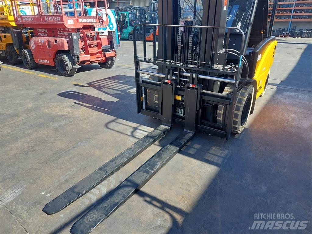  CPD50F8 Li Electric forklift trucks