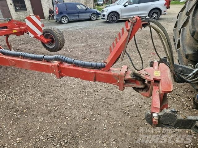 Kverneland CTC Chisel ploughs