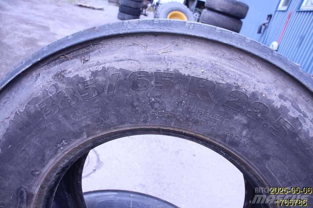 Michelin XFN 2 Tyres, wheels and rims