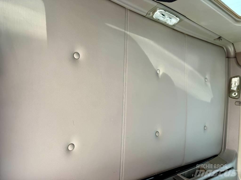 Kenworth T 800 Tractor Units