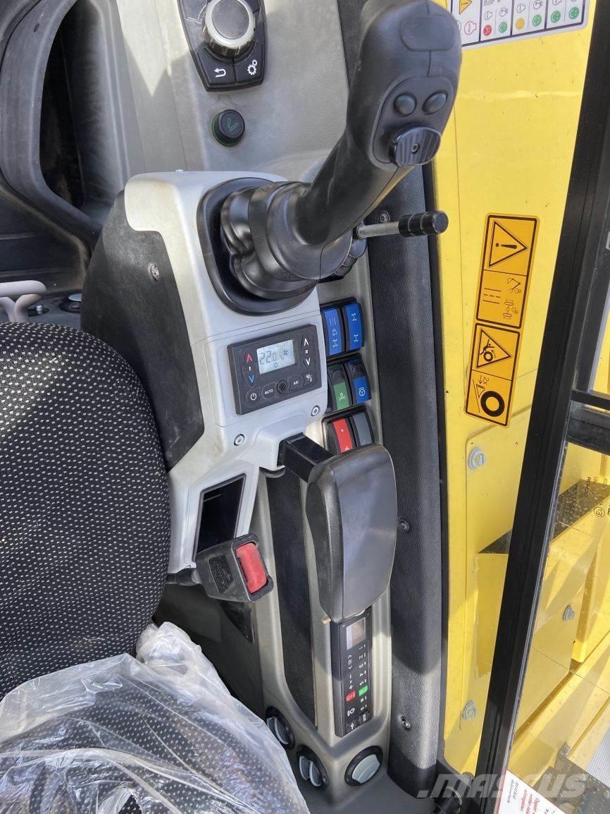 Neuson EW100 (6924) Wheeled excavators