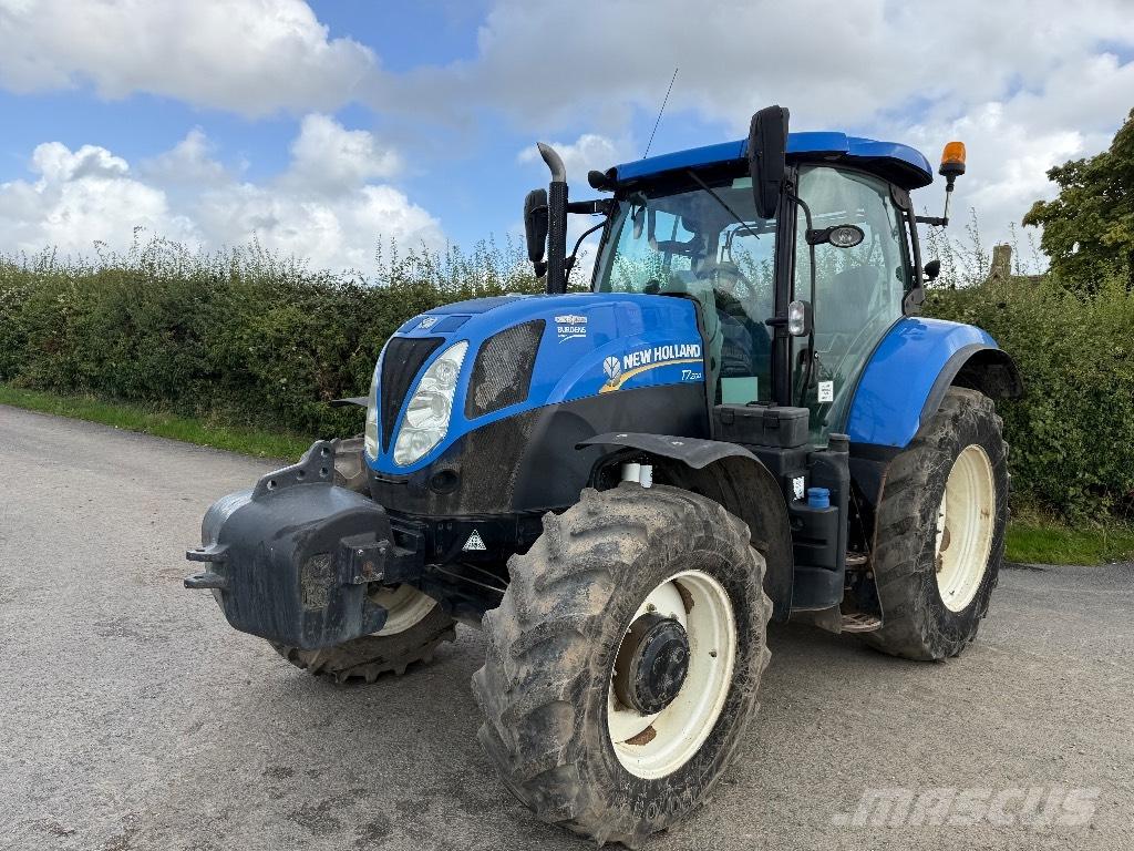 New Holland T 7.200 Tractors