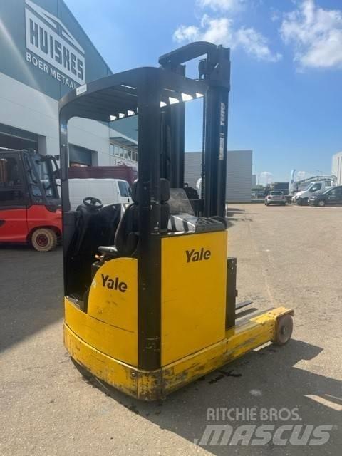 Linde R 14 Reach trucks