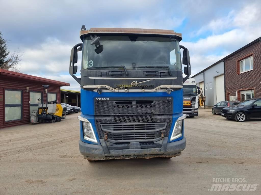 Volvo FH 540 Skip loader trucks