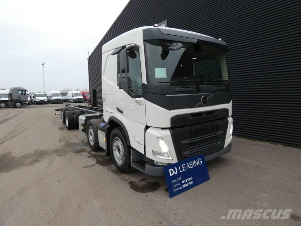 Volvo FM 330 Chassis Cab trucks