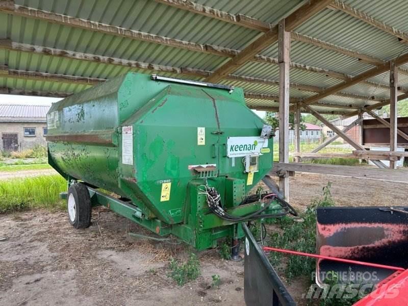 Keenan 115 FP Receiving hoppers, blowers and elevators