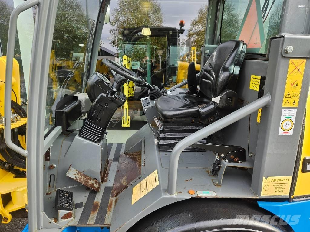 Weidemann 2070LP Mini loaders