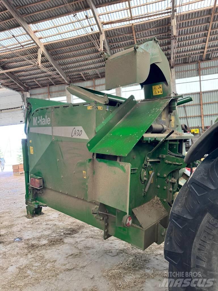 McHale C 430 Bale shredders, cutters and unrollers