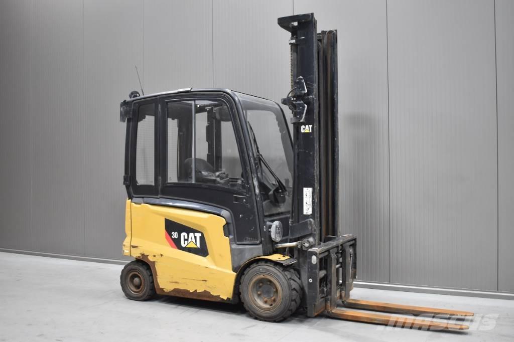 CAT EP 30 CN Electric forklift trucks