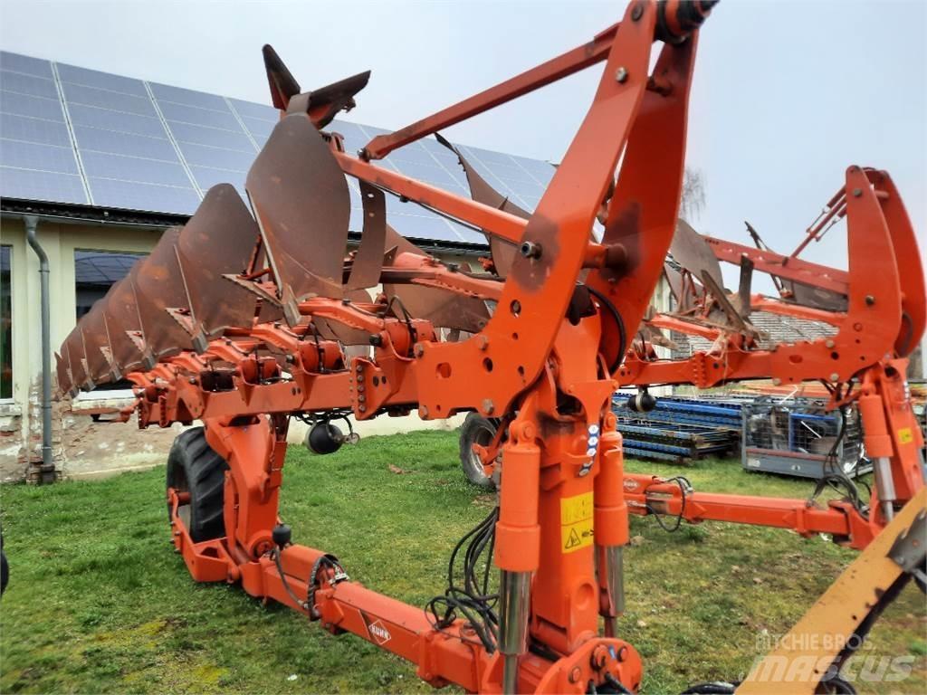 Kuhn VLD8H-7-Schar Plows