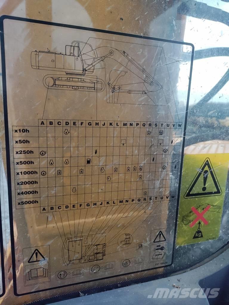 JCB JS 240 N LC Crawler excavators