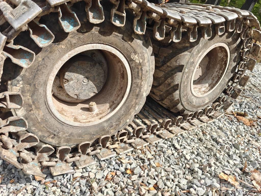 Komatsu 855 Forwarders