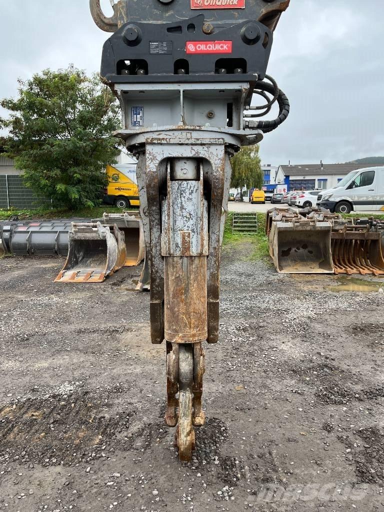 FRD V-17 Pulveriser (Demolition Crusher ) 