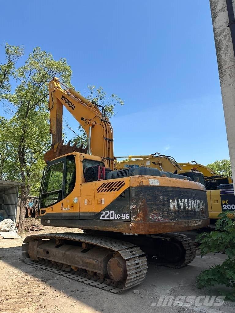 Hyundai 220LC-9S Crawler excavators