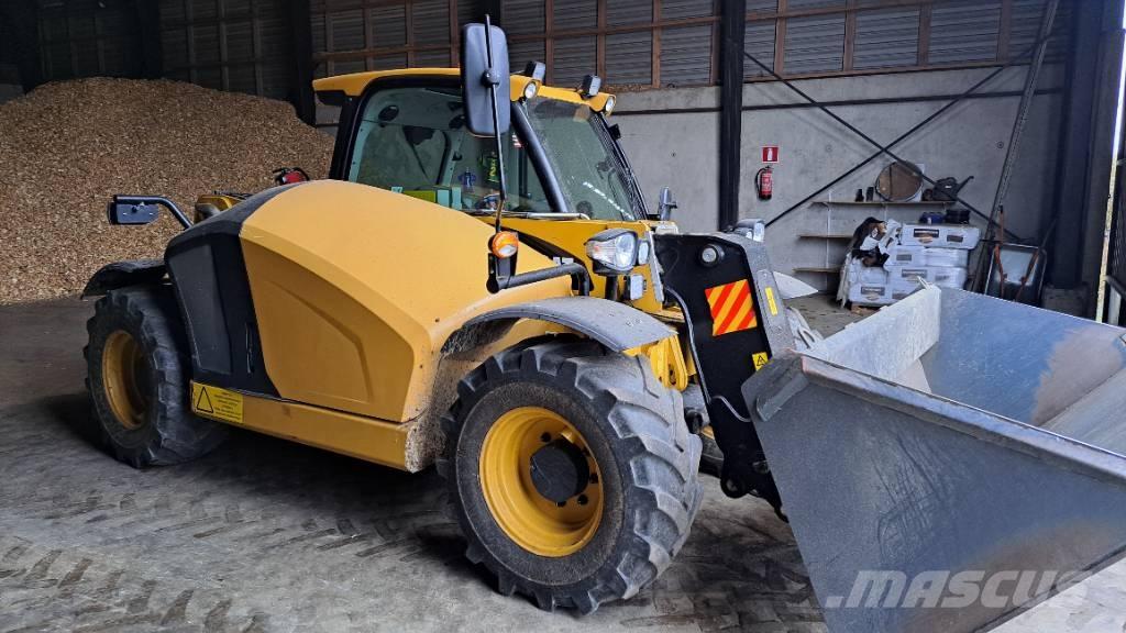CAT TH306D Telehandlers for agriculture