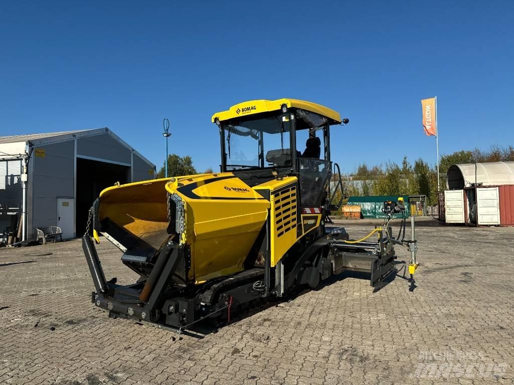Bomag BF 300 C-2 Asphalt pavers