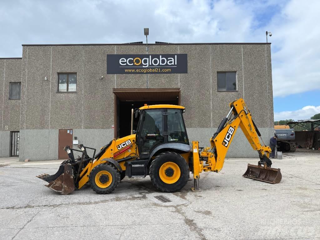 JCB 3 CX Backhoe loaders