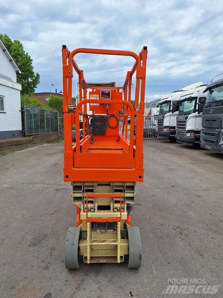 JLG 2030 ES Scissor lifts