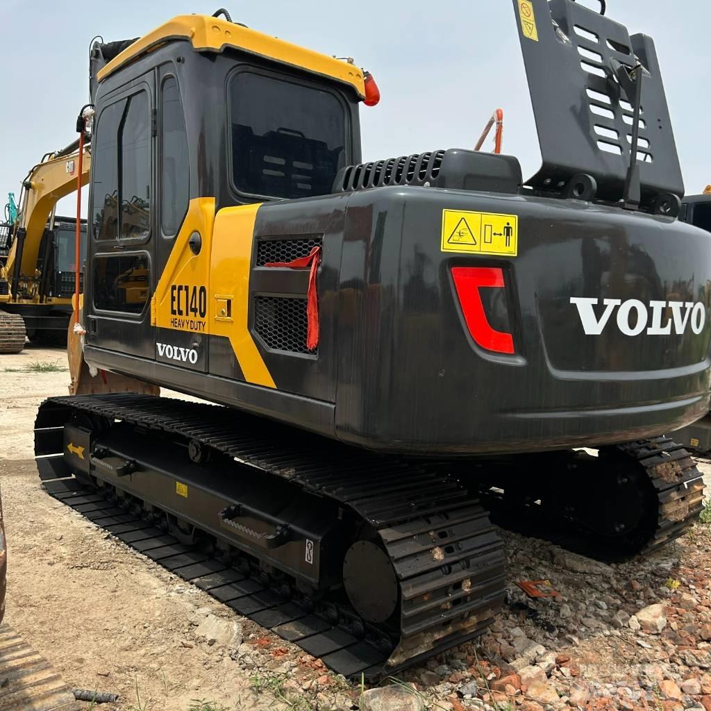 Volvo 140 Crawler excavators