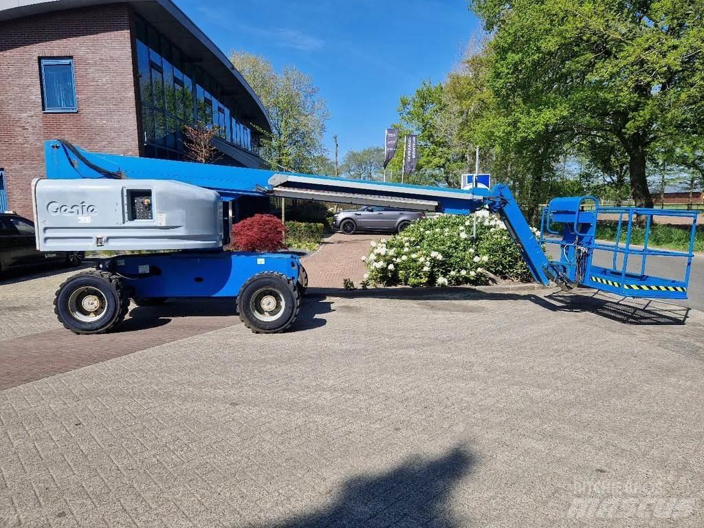 Genie S-45 Telescopic boom lifts