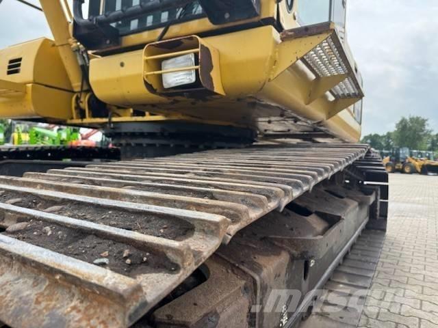 Komatsu PC 210 LC-8 Crawler excavators