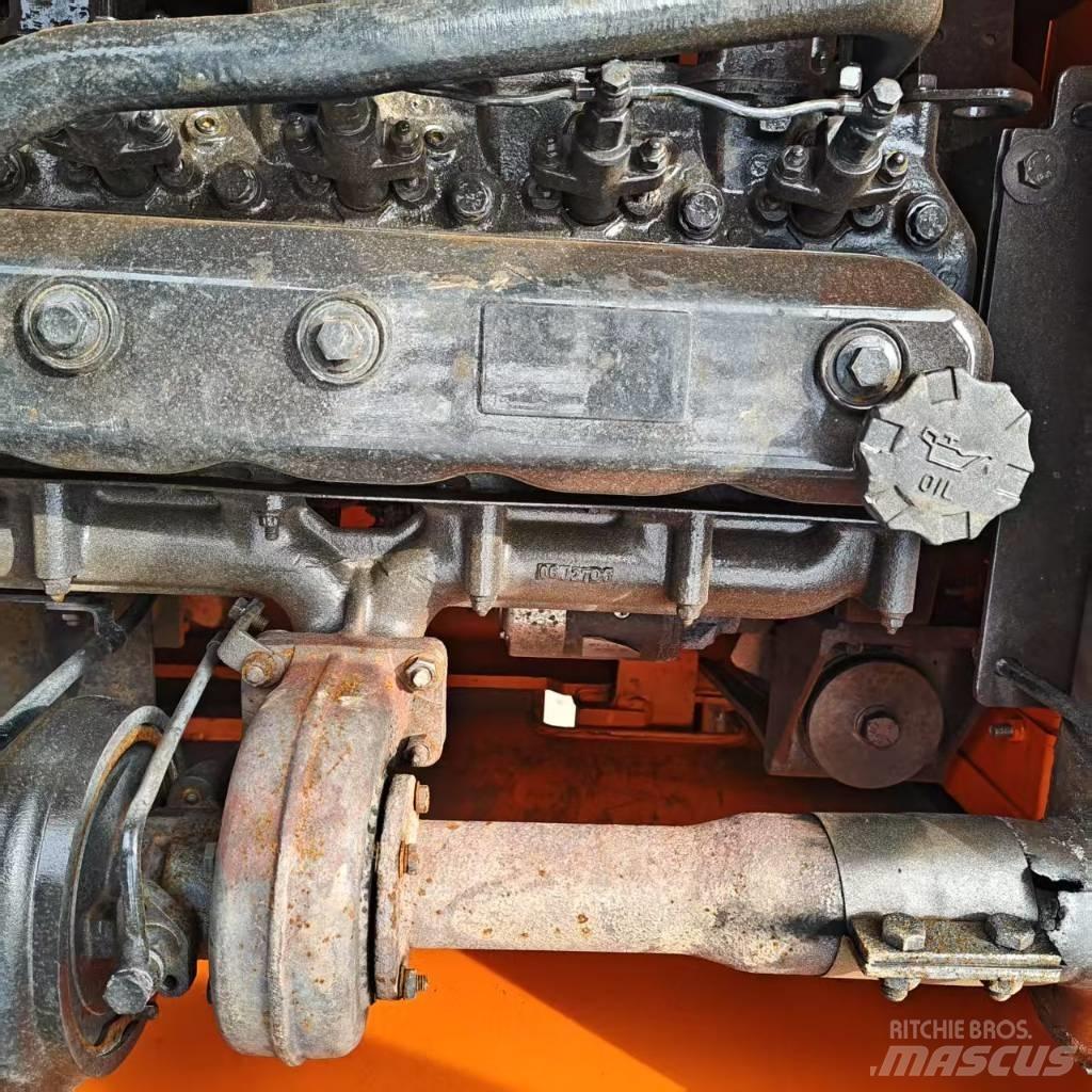 Doosan 225 LC Crawler excavators