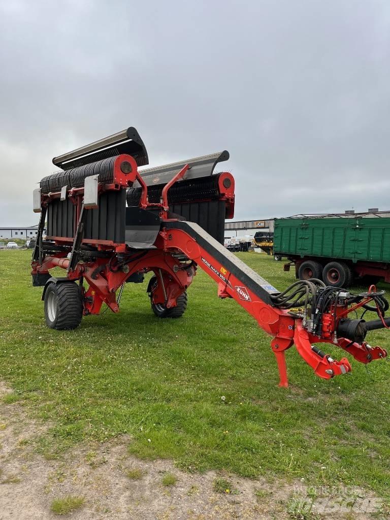 Kuhn Merge Maxx 950 Windrowers
