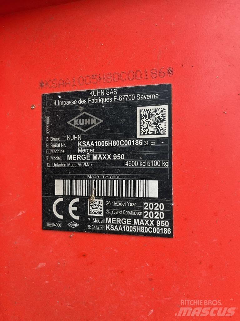 Kuhn Merge Maxx 950 Windrowers