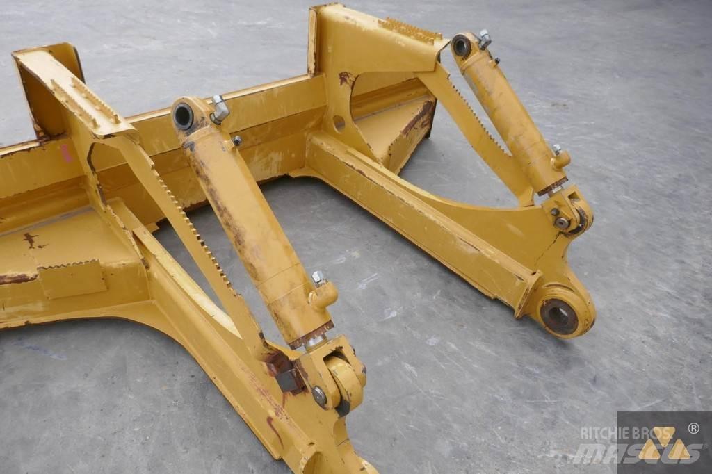 CAT Skidder blade Blades