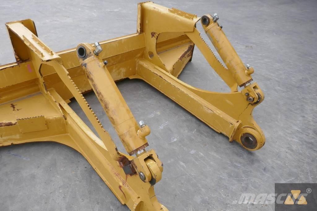 CAT Skidder blade Blades