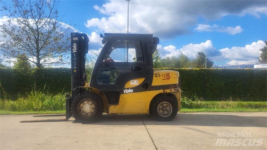 Yale GDP40VX5 Diesel trucks