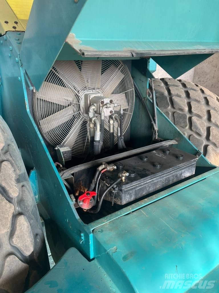 Ammann AC 190 Combi rollers