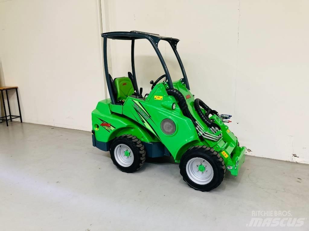 Avant 420 Mini loaders