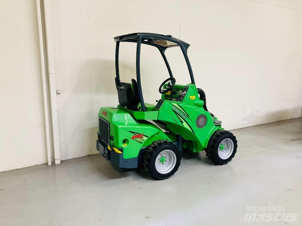 Avant 420 Mini loaders